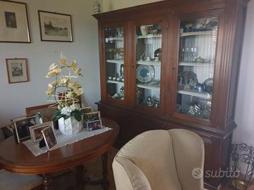 Mobile con vetrinetta