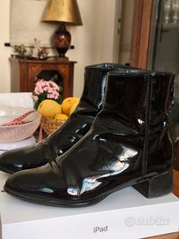 stivaletto in vernice