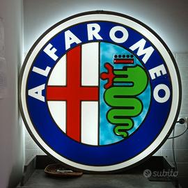 Insegna luminosa Alfa Romeo