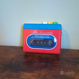 Walkman lettore cassette vintage rosso blu anni 80