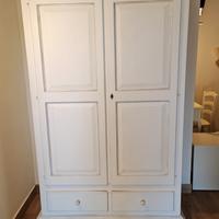 Armadio shabby chic bianco – legno massello, stile