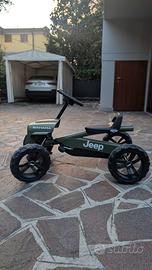Macchina a pedali Jeep Bambino Wrangler