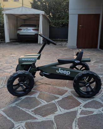Macchina a pedali Jeep Bambino Wrangler