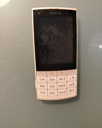 Telefono Nokia X302