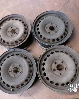 CERCHI IN FERRO GOLF 7 - VII 15 X 6 ET 45 2018