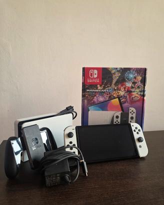 Switch OLED Bianca + FC25 + Extra (Trattabile)