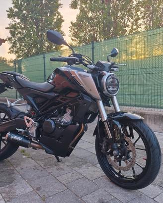 HONDA CB125R 2019
