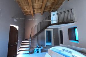 Appartamento impeccabile a refernziati - ROIO