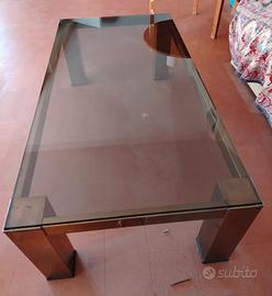 Tavolino basso piano cristallo struttura metallo.