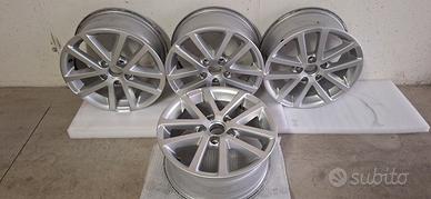4 Cerchi in Lega 16" per Golf 5/6/7/8 - 7Jx16 ET4
