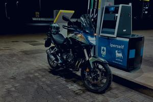 Honda cb500x