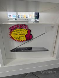 Mac book pro 2017 8/128 ventura