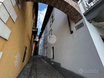 2 LOCALI A FOSSANO
