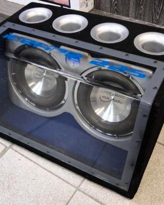 Subwoofer cassonato con amblificatore