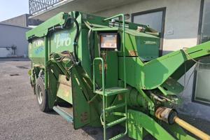 Carro miscelatore Faresin 850