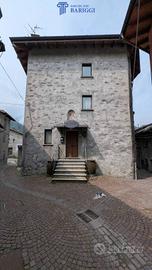 Casa indipendente di 297 m² a Aprica