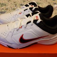 Scarpe Nike DEFYALLDAY EUR 44.5 nuove