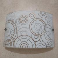 Applique con una lampada E27 come nuova!