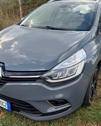 Renault Clio Sporter dCi 8V 90 CV Moschino Intens