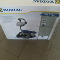 Robot pulitore piscina nuovi Zodiac Dolphin vari