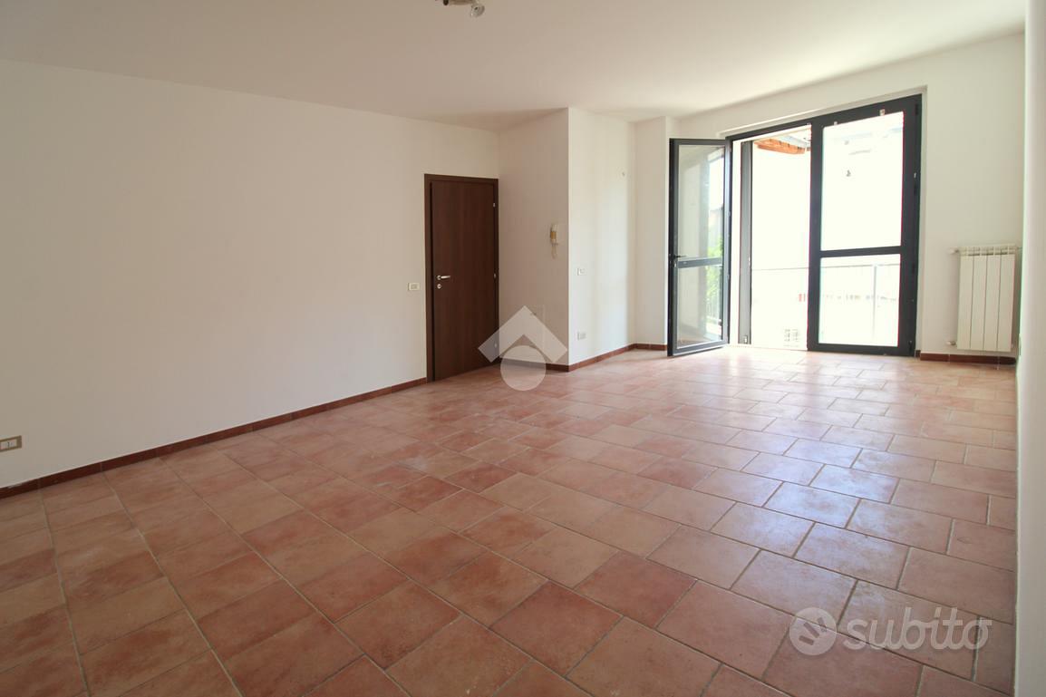 3 LOCALI A NERVIANO - Vista 4