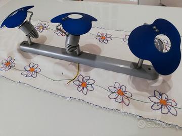 LAMPADARIO APPLIQUE CON FORMELLE IN VETRO A FIORE