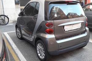  smart fortwo  gomme batteria nuova