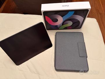 iPad Air 4 + Logitech Folio Touch