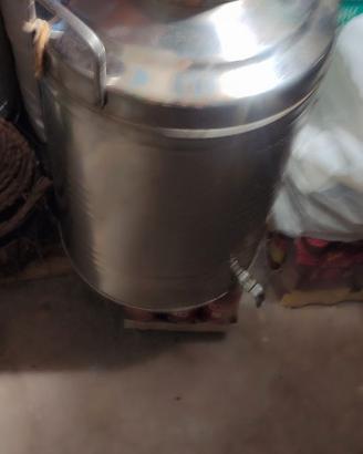 Serbatoio Inox da 50 Lt. con rubinetto .
