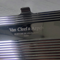 Van Cleef & arpels porta biglietti da visita