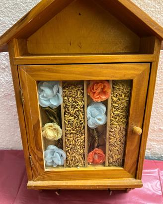 Casetta  Portachiavi  in  legno