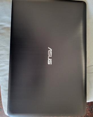 Notebook ASUS Core I7, RAM 8 GB, SSD 256 GB