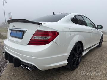 Mercedes-benz C 220 CDI Coupé Avantgarde AMG
