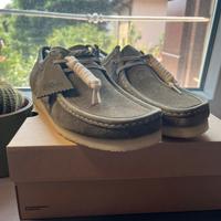 Clarks wallabee