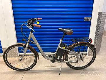 CITY E-BIKE