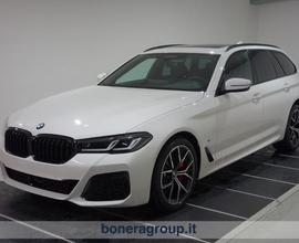 BMW Serie 5 520d Touring mhev 48V xdrive Msport au