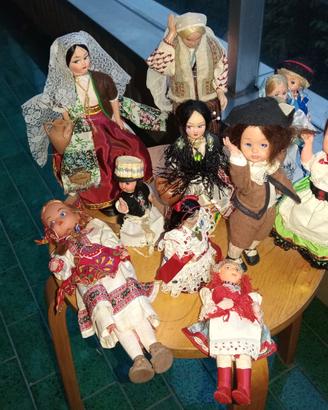 10 BAMBOLE COSTUMI FOLK ITALIA UCRAINA ROMANIA