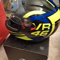 casco per motociclisti