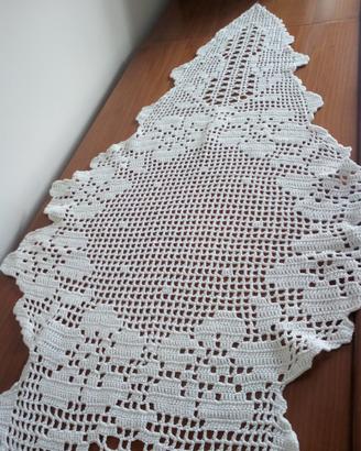 Centrotavola classico fatto a mano