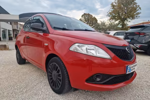 Lancia Ypsilon 1.2 69 CV 5 porte Elefantino