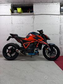 KTM 1290 SUPERDUKE R 2021