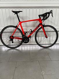 Bici da corsa GIANT Advanced Pro Shimano 105 11V