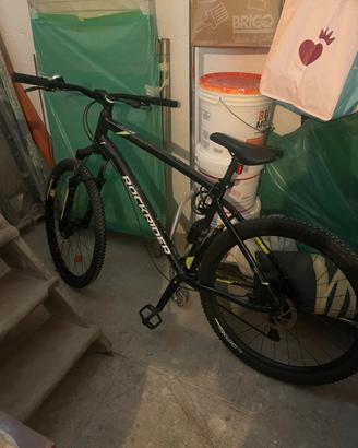 Bicicletta Rockrider ST530