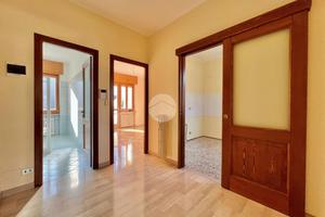 3 LOCALI A LANZO TORINESE