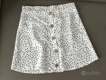 Gonna bianca pois neri