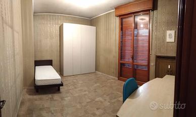 Stanza singola a studentessa o giovane lavoratrice