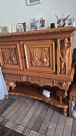 2 credenze, tavolo e 6 sedie