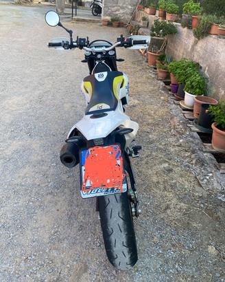 Husqvarna 701 del 2017 in buono stato
