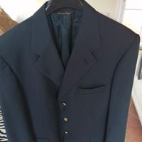 Giacca tre bottoni taglia 58 colore blu scuro.