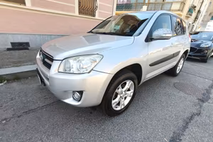 Toyota RAV 4 RAV4 Crossover 2.2 D-4D 150 CV DPF Lu